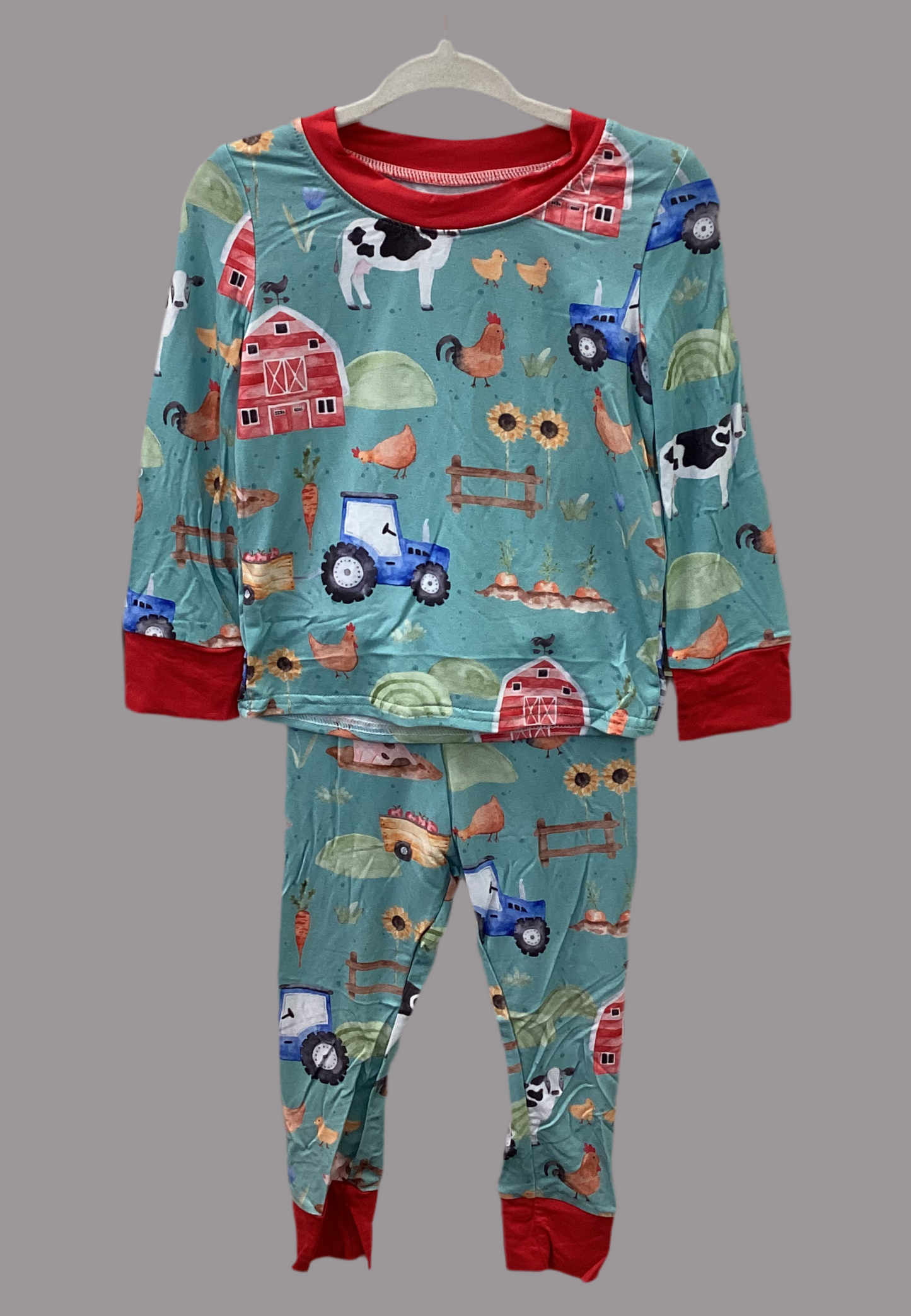 A Day on the Farm 2-Piece set