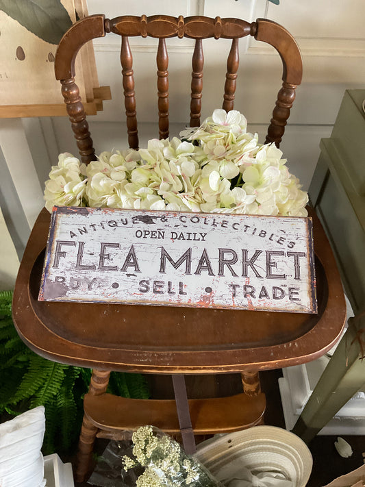 Flea Market sign